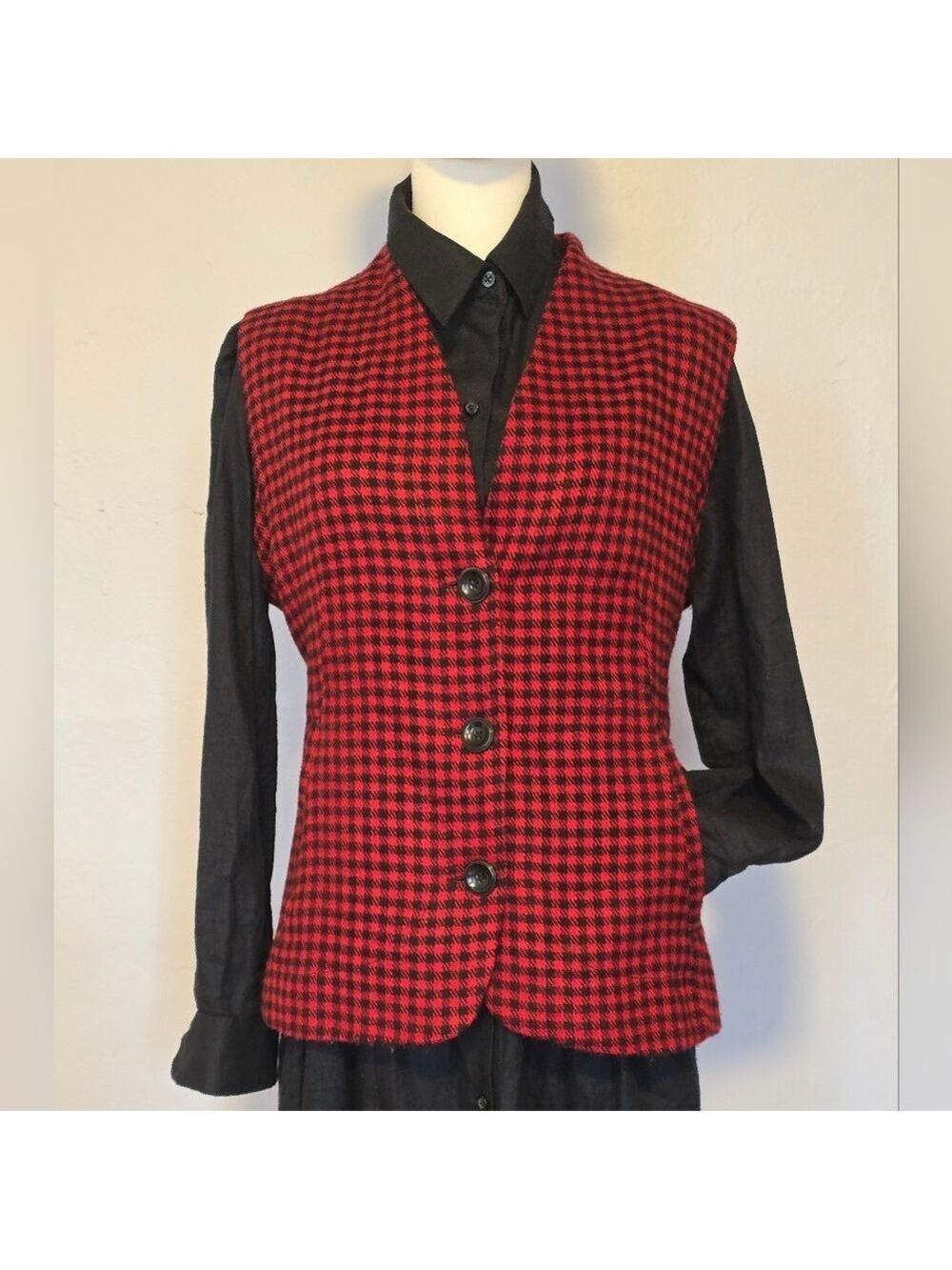 Vintage Women's Red Buffalo Check Fitted Wool Blend Vest wirh Pockets Size L